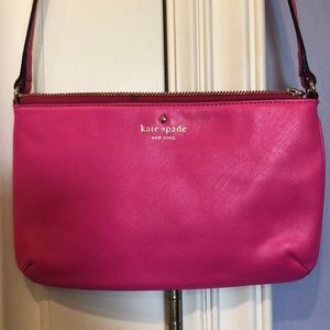 Kate Spade crossbody mini purse! ♠️